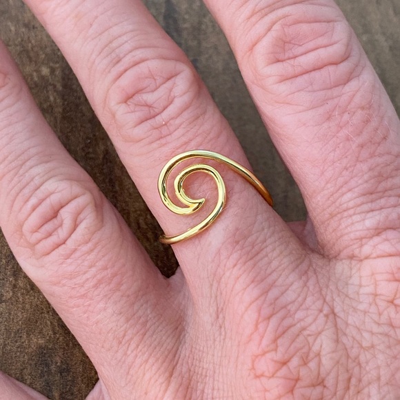 Gold Wave Ring - Ocean, beach, surf, jewelry - Picture 2 of 2